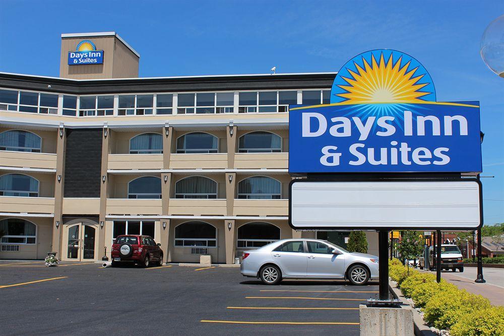 Days Inn & Suites By Wyndham North Bay Downtown מראה חיצוני תמונה