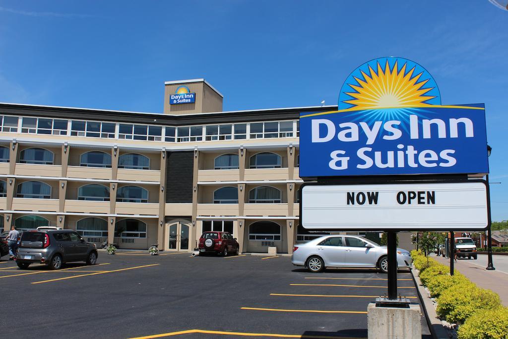 Days Inn & Suites By Wyndham North Bay Downtown מראה חיצוני תמונה